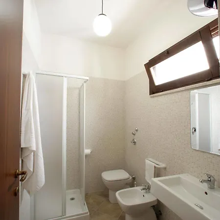 Mansarda Con Terrazzo アパート