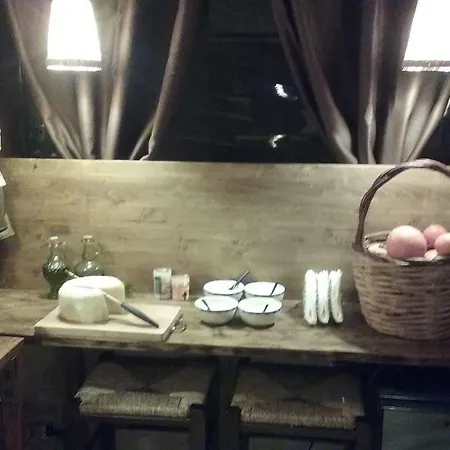 アパート Mansarda Con Terrazzo