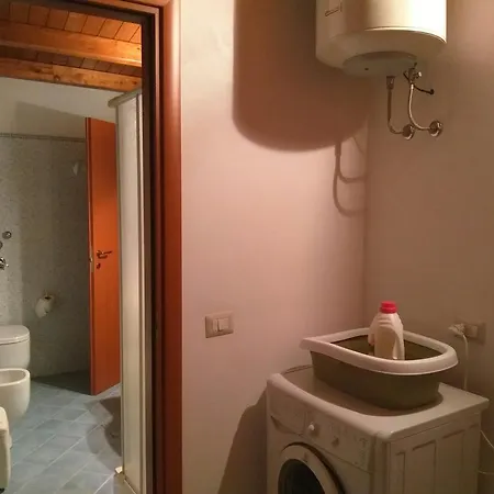 Mansarda Con Terrazzo Lejlighed *